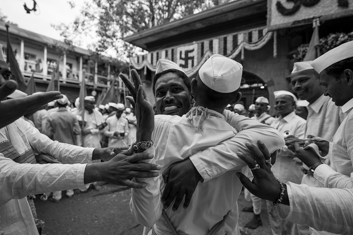 people wari pandharpur street photography festivals Festivals of India indianFestivals