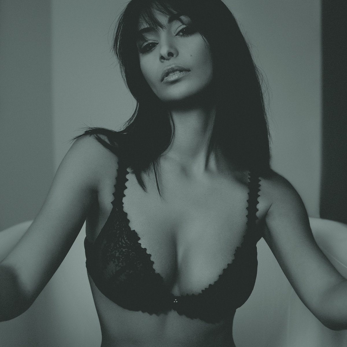 queen Black&white photoshooting model woman girl lingerie beauty le studio Fashion 