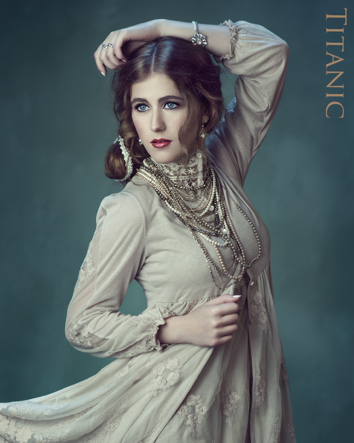 joanna kustra portraits Paintings T!Magazine beauty roman medieval tudor romantic titanic Victorian edvardian baroque Teenage Magazine