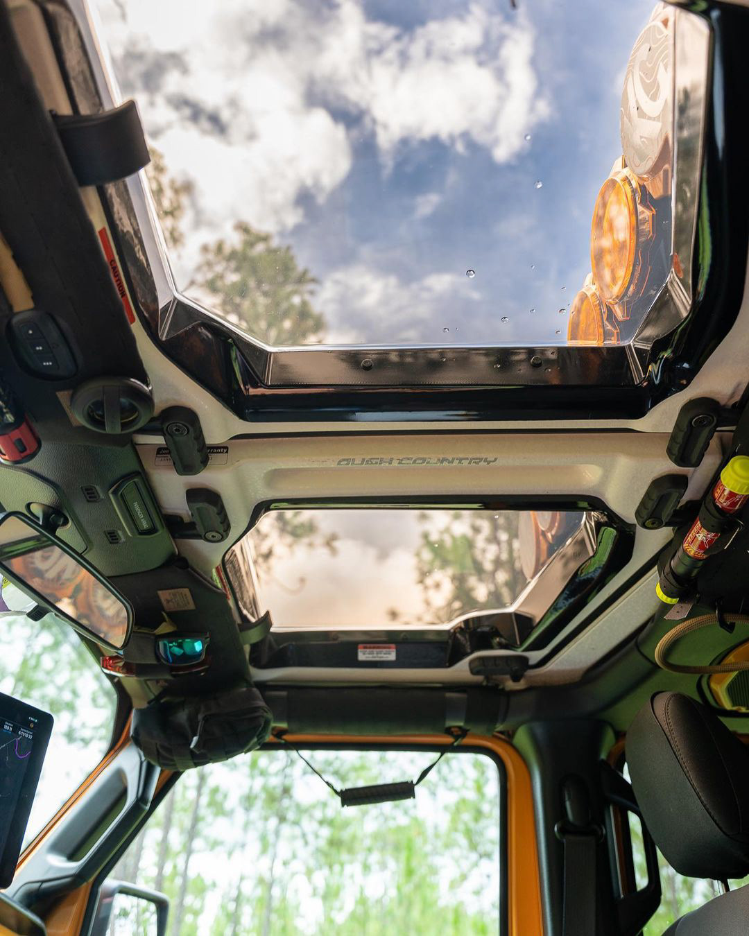 clear tops freedom top jeep jeep panels jeep safety Jeep Sunroof jeep tops Offroad sunroof explosion