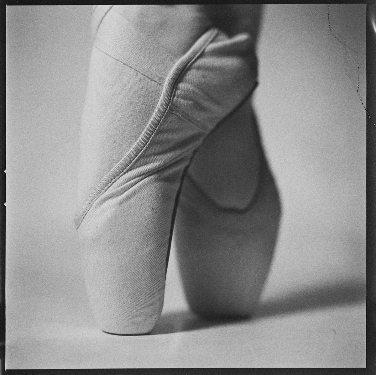 analog analog photography ballet ballerina Fashion  Photography  portrait DANCE   bnw blackandwhite