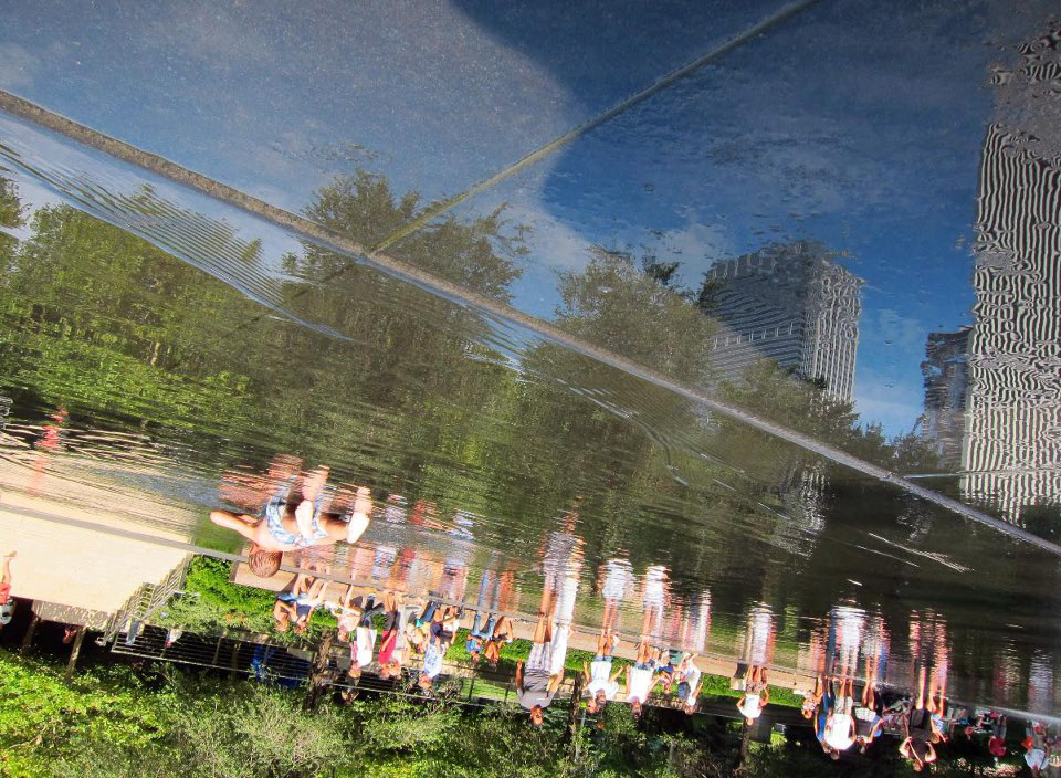 city america photoshoot rain people Street water