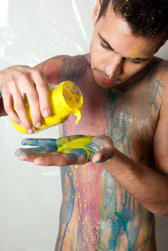 modelo model man hombre masculino male pintura Fotografia colores colors colours drop gota Leak Liquid