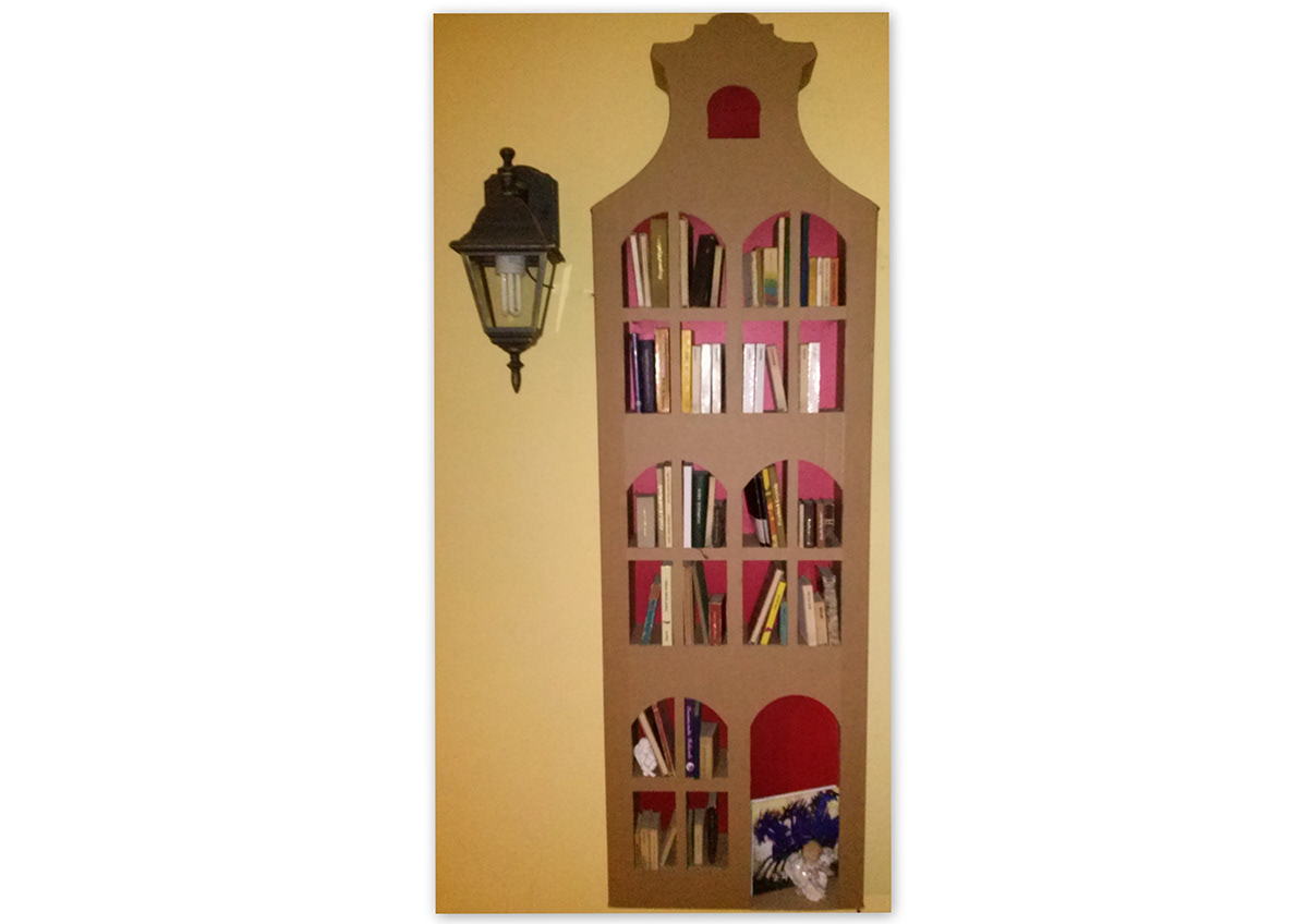 bookstand cardboard shelves