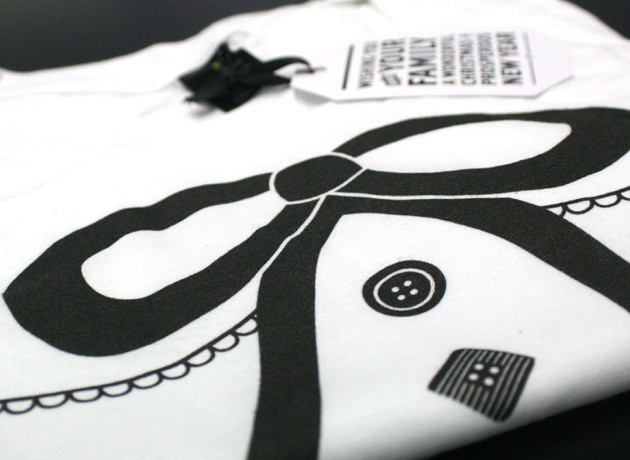 t-shirt Christmas Packaging graphic black White gift