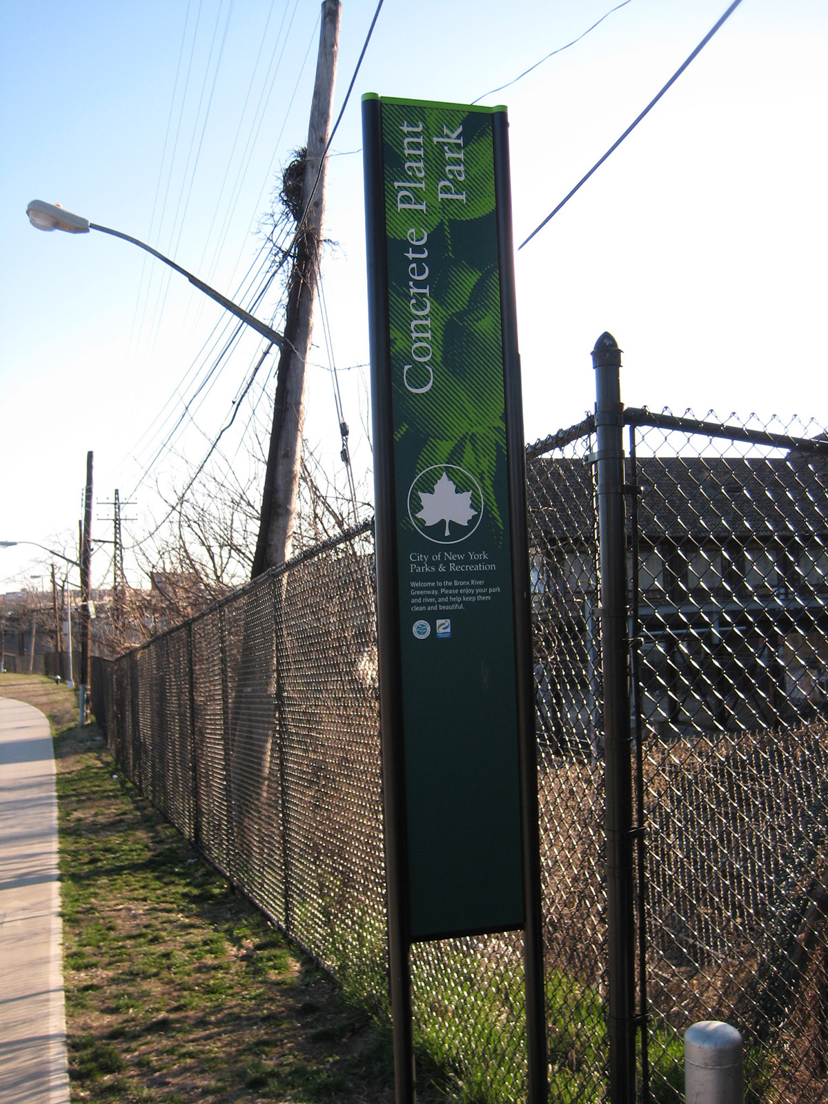 Signage sign map Bronx Park Greenway wayfinding