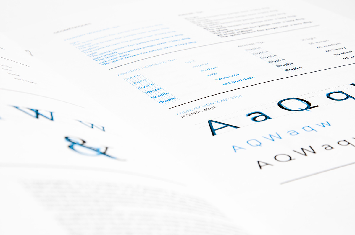 Typographie typo blue book graphisme