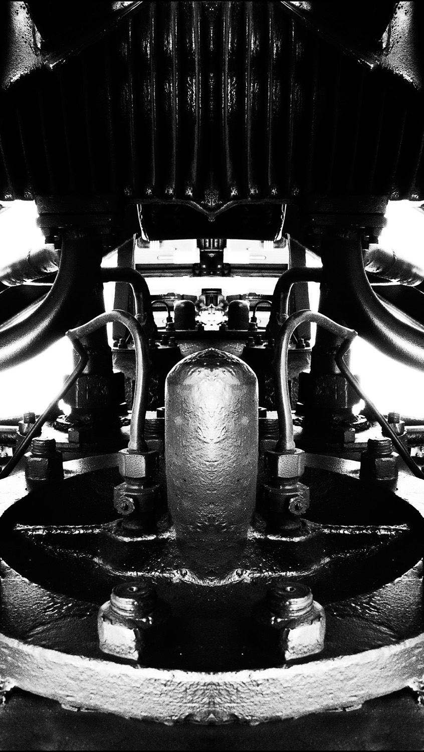 art photography dark black & white symmetry exposition art kaleidoscope industrial train maschine kristina gentvainyte cold surreal lithuania belgium