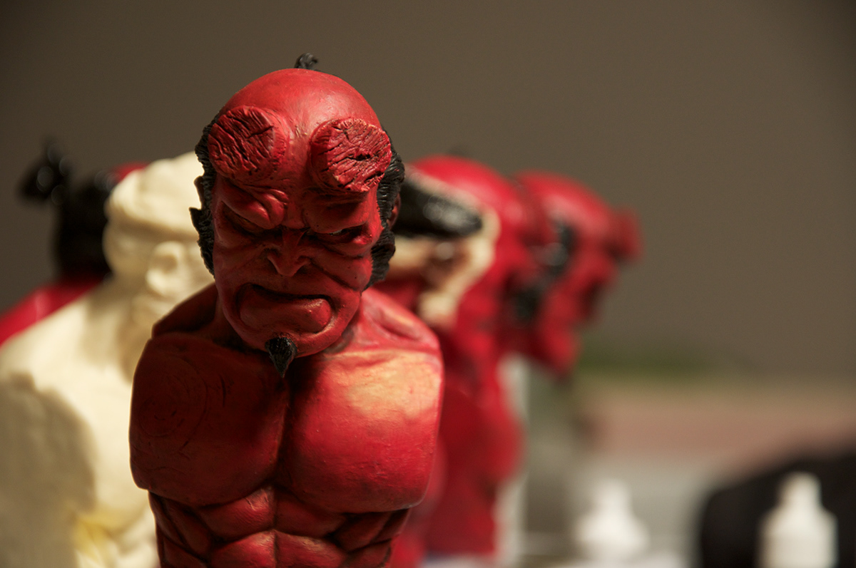 Hellboy mignola maquette bust plastiline modeling mold moldmaking handmade TRADITIONAL ART