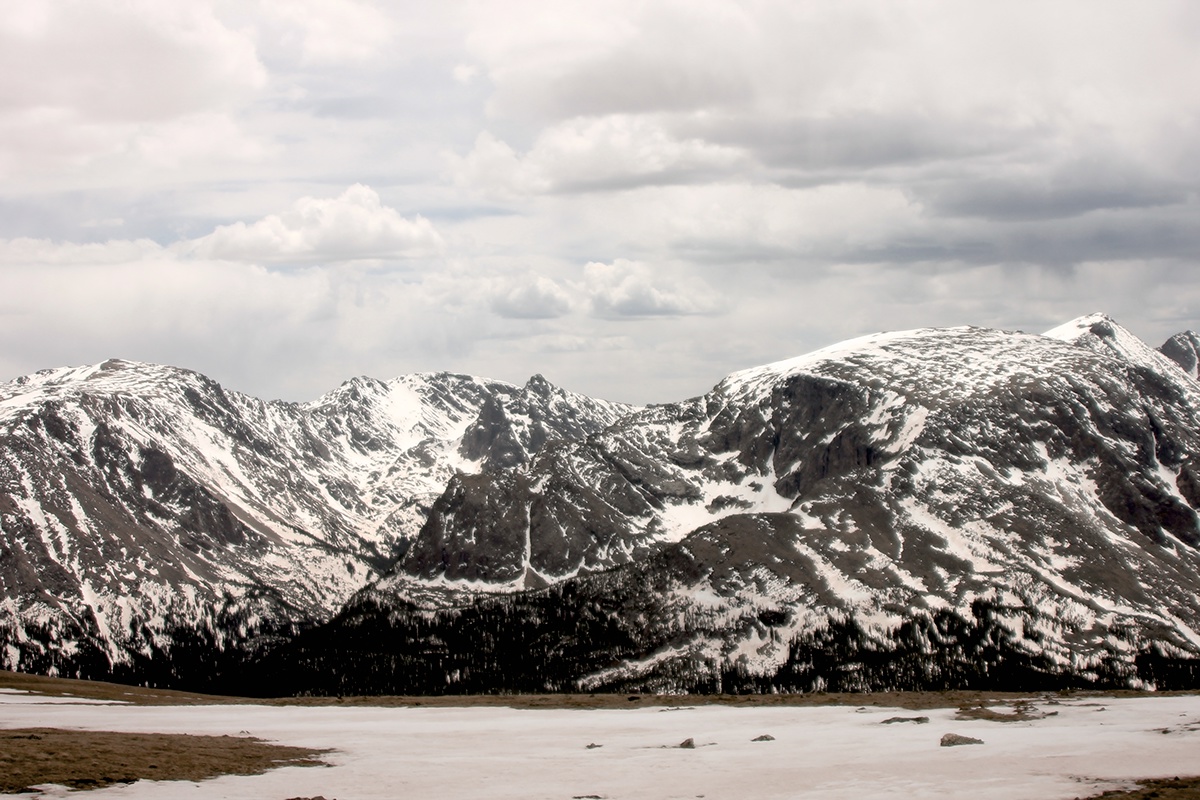 Trail Ridge Rd. estes park Colorado  mountains  peaks  Snow