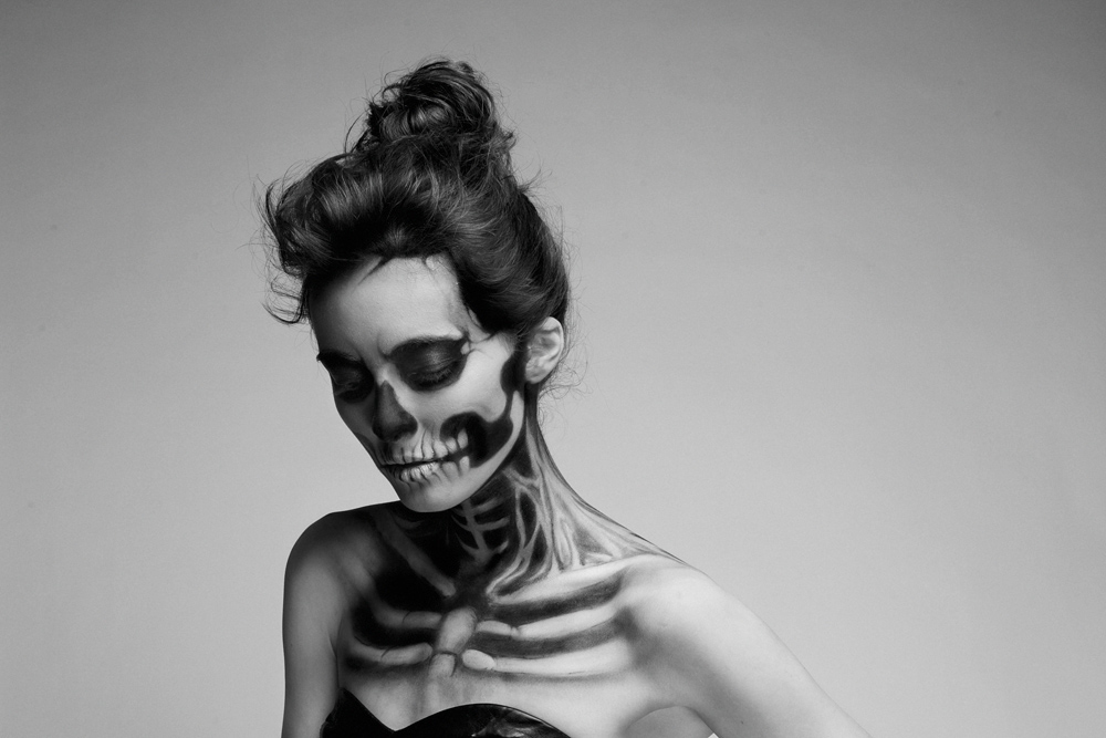 zombie bones Os Make Up beauty