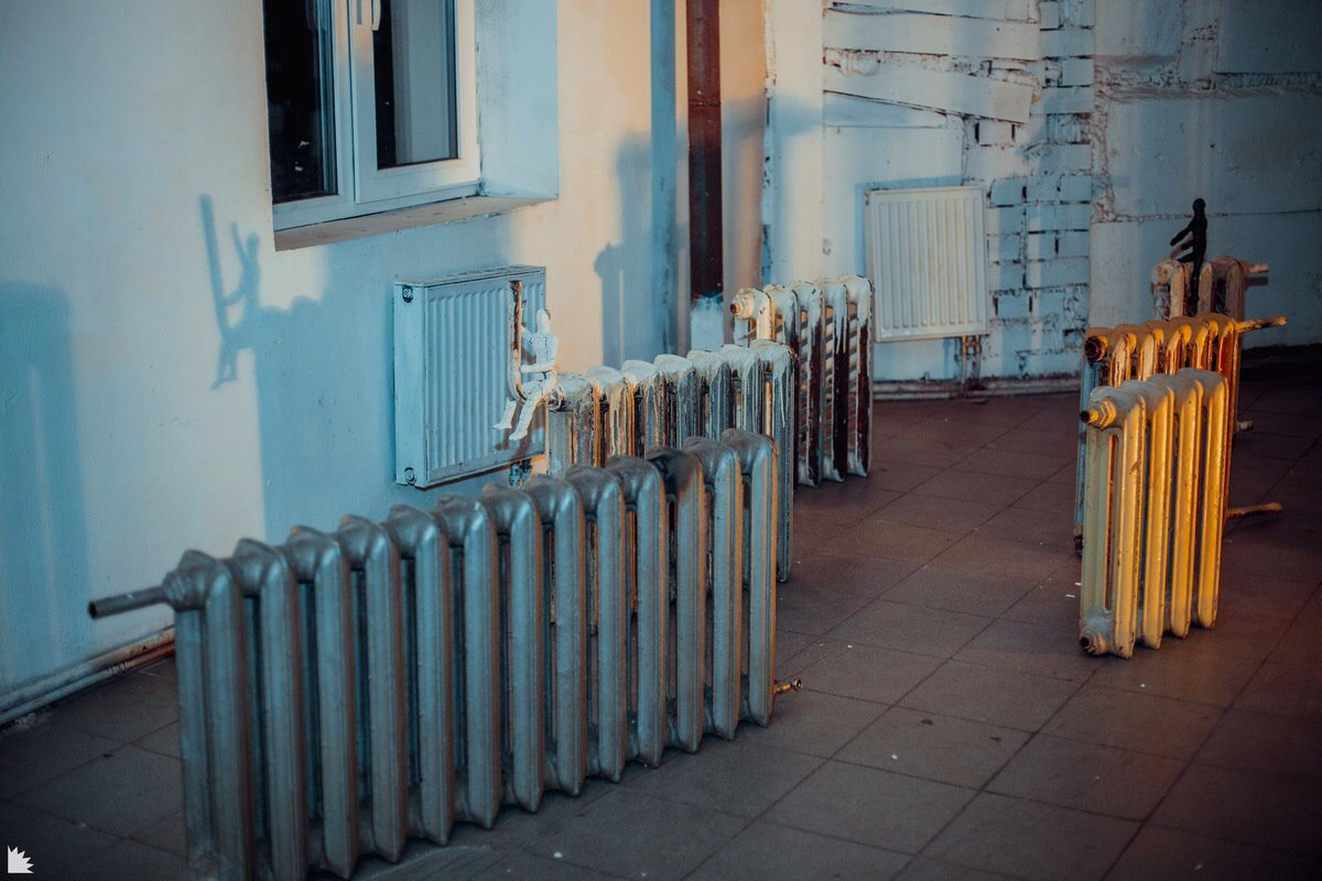 installation streetart cold radiators sculpture