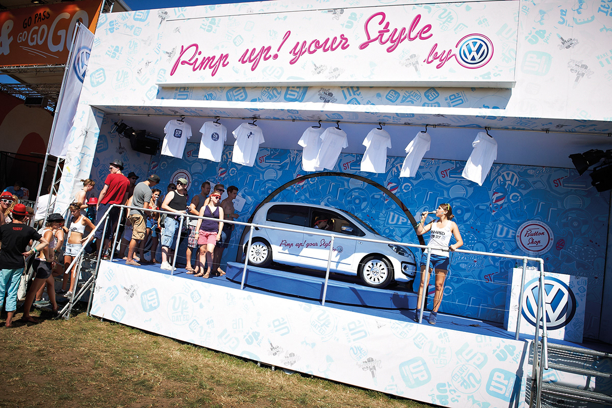 car  Volkswagen festival up logo bubble soap