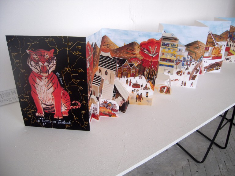 pop up pop-up kirigami tigers books loporello Thailand livre-objet OrigamicArchitecture