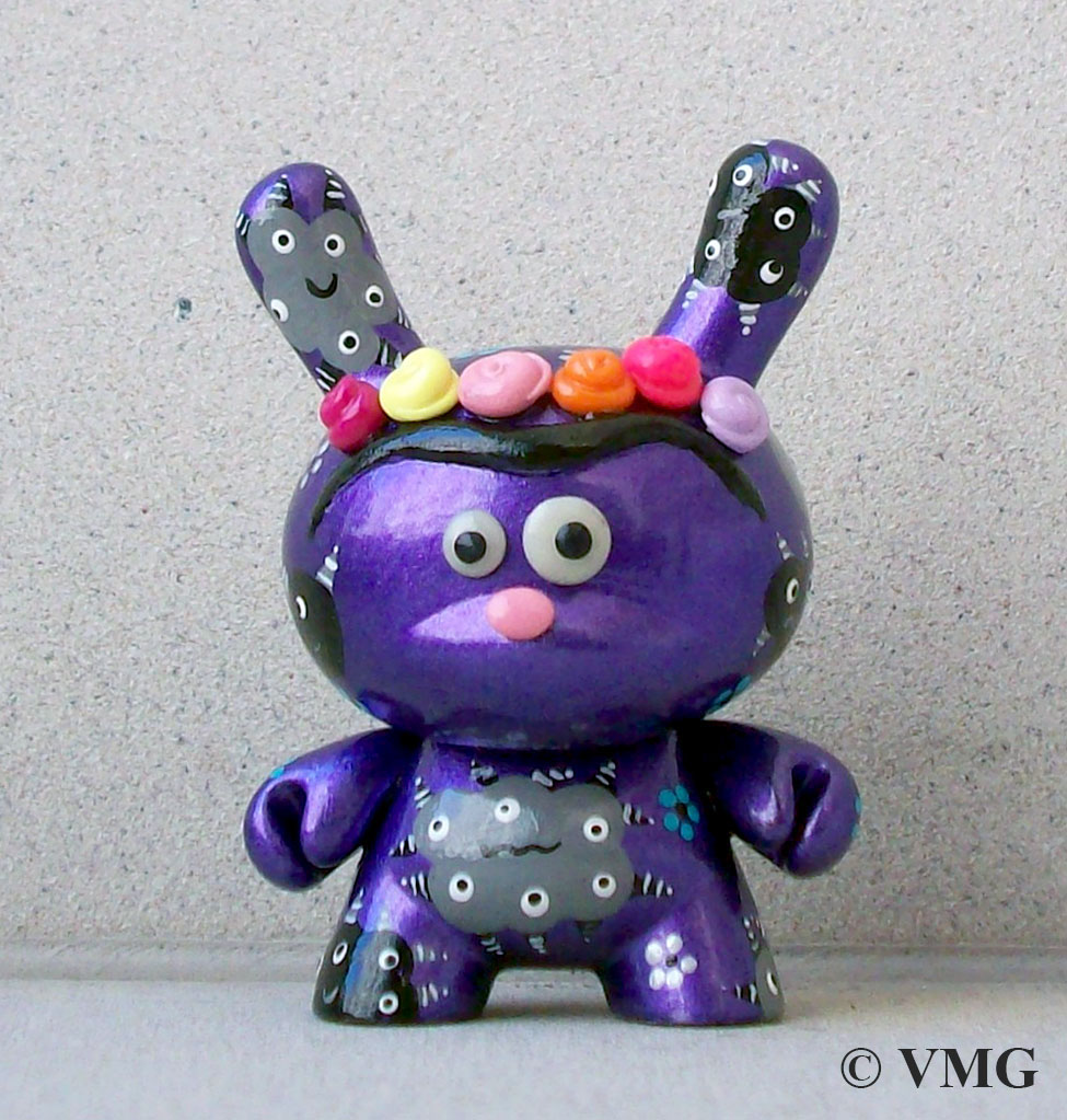 Dunny Kidrobot bunny Frida Kahlo totoro Custom Urban vinyl art toys