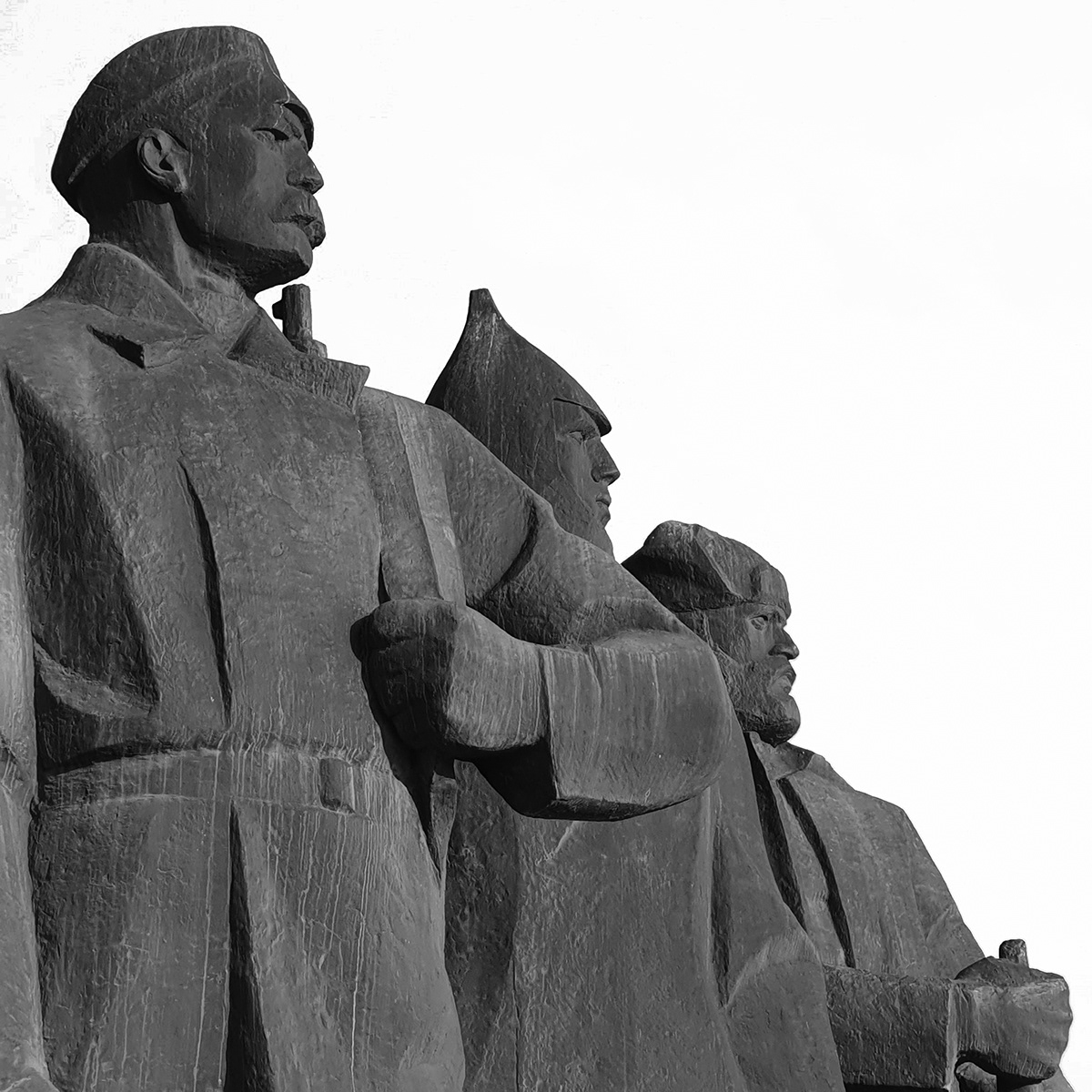 Monument Three Pillars of Revolution