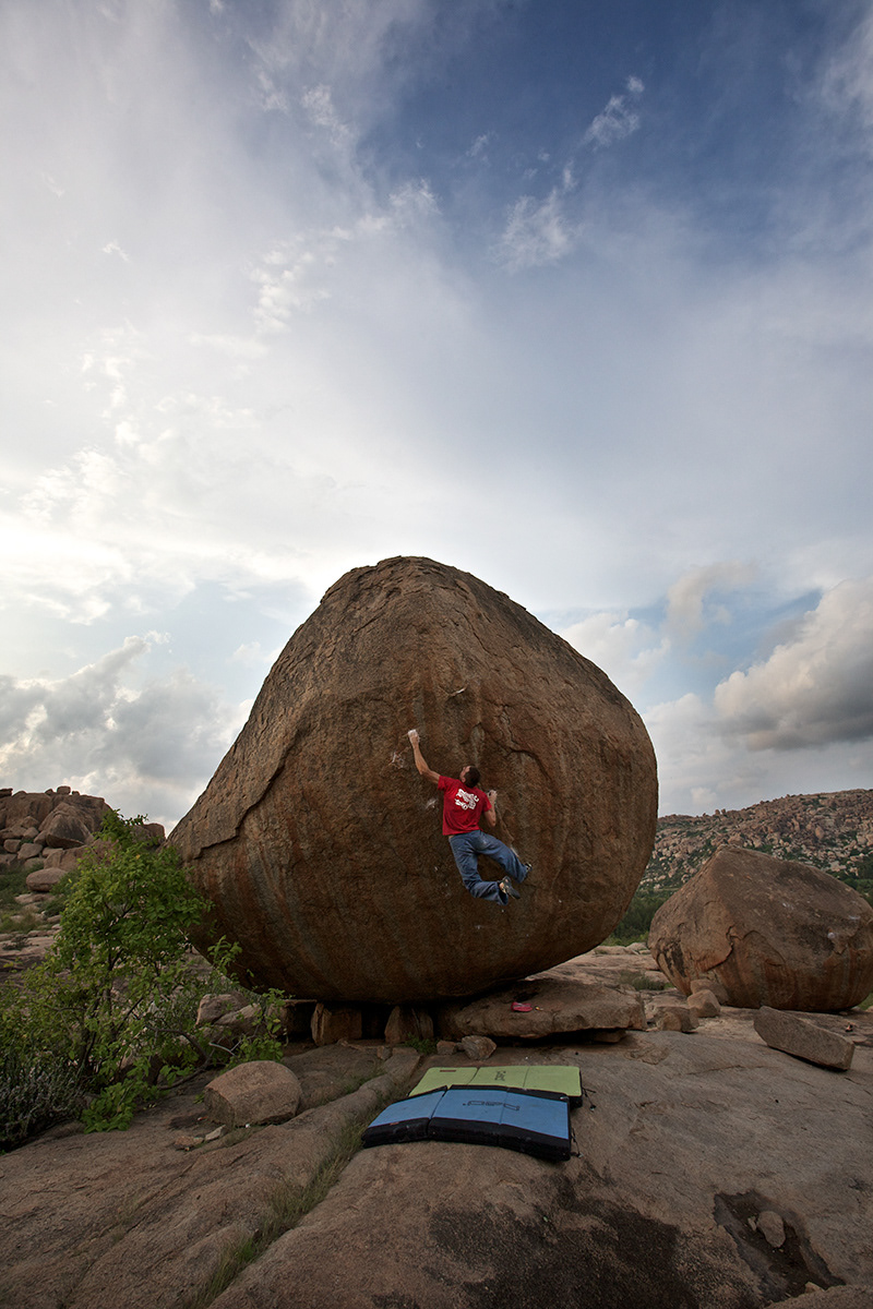 sport climbing bouldering MTB action
