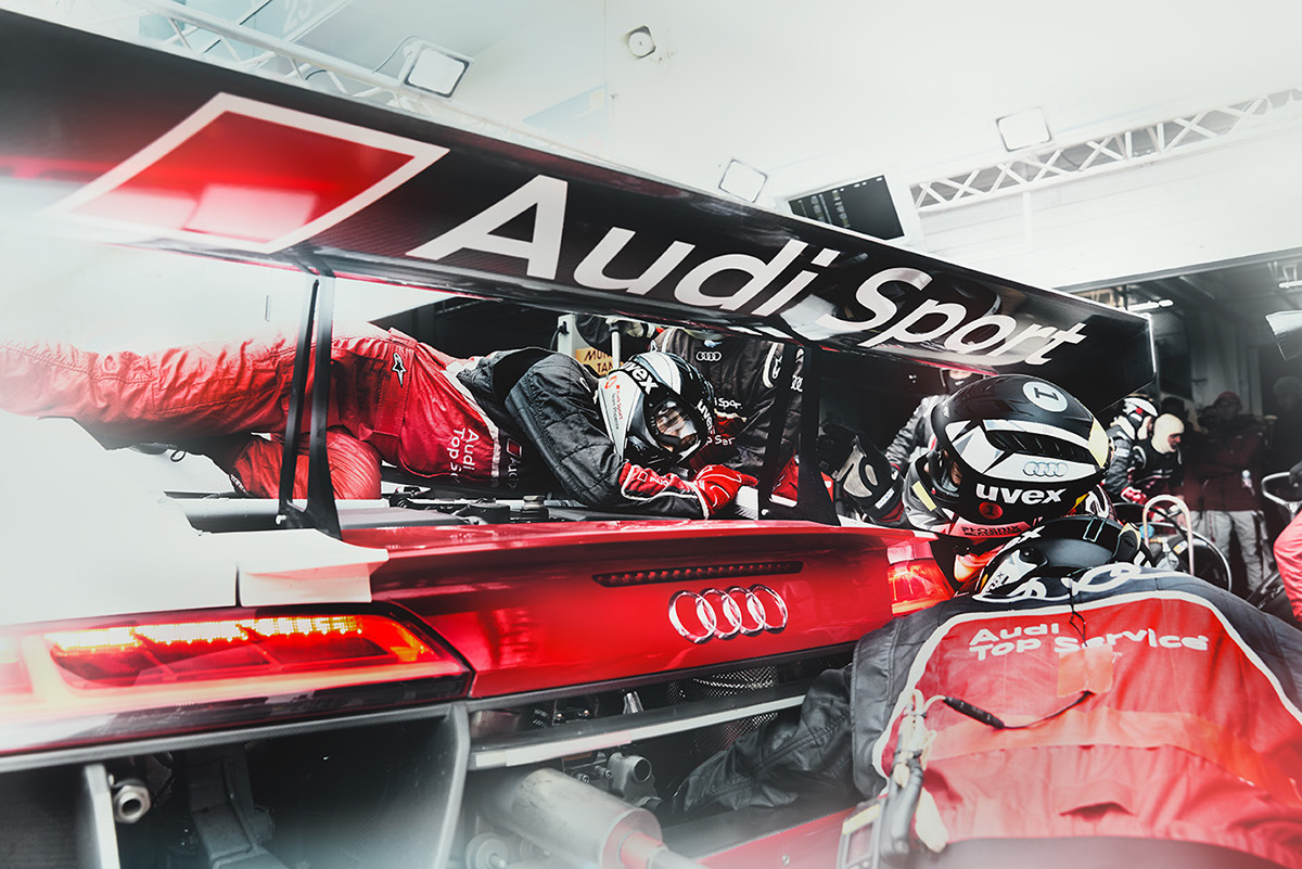 Phoenix Audi R8 car transportation LMS nürburgring 24h race audir8 Agnieszka Doroszewicz