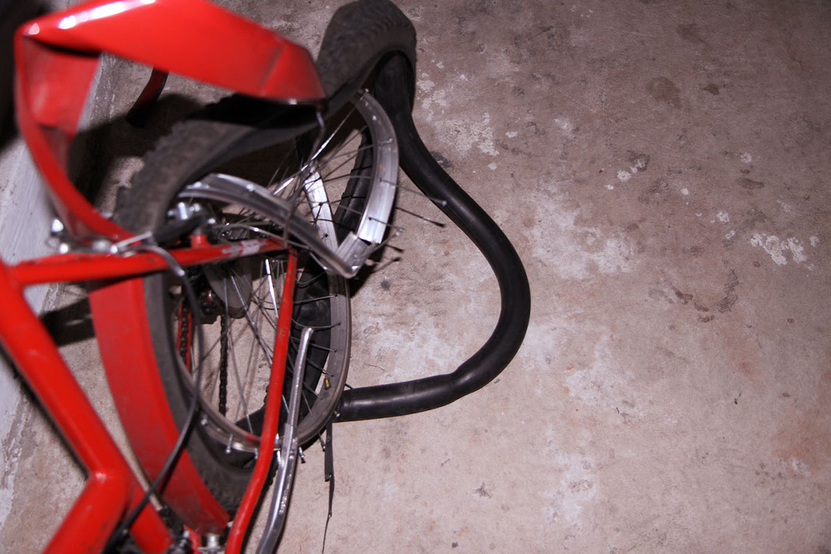 bicicleta acidente de trânsito Bike editorial bike  protesto
