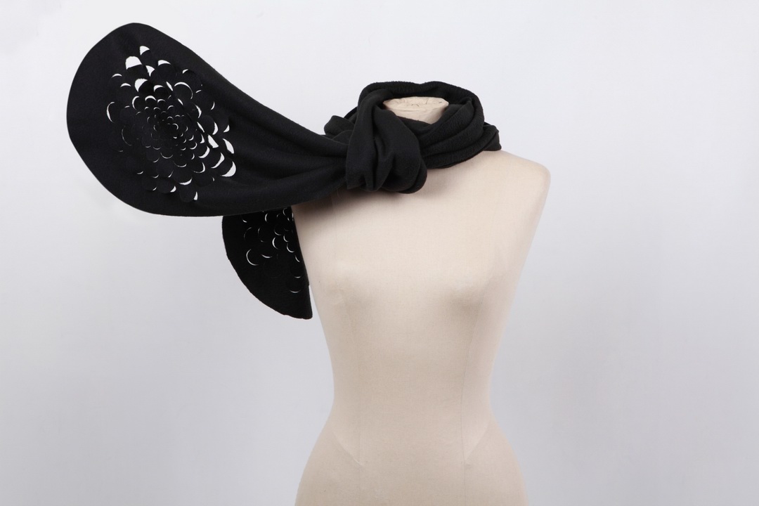 diecut scarf hand-cut scarves fleece scarf pattern 3D Pattern revealing pattern