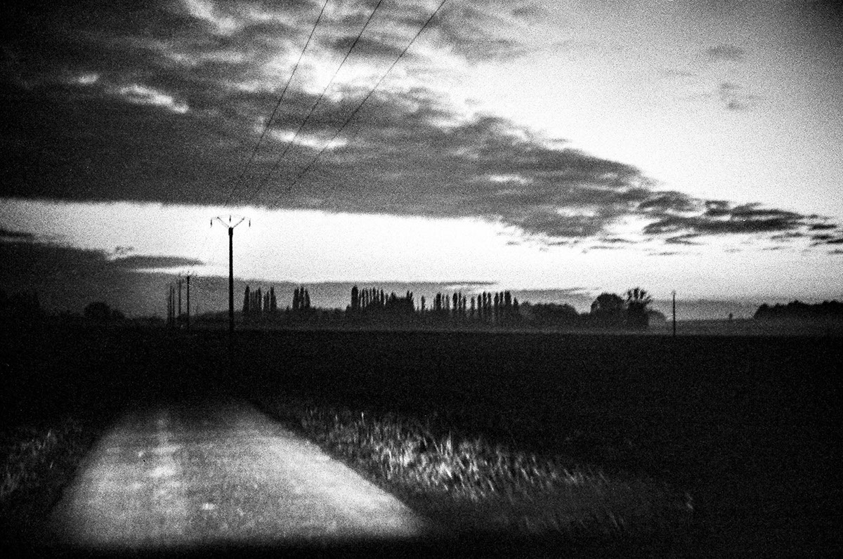 black and white film photography analog Leica grainy RoadTrip film noir