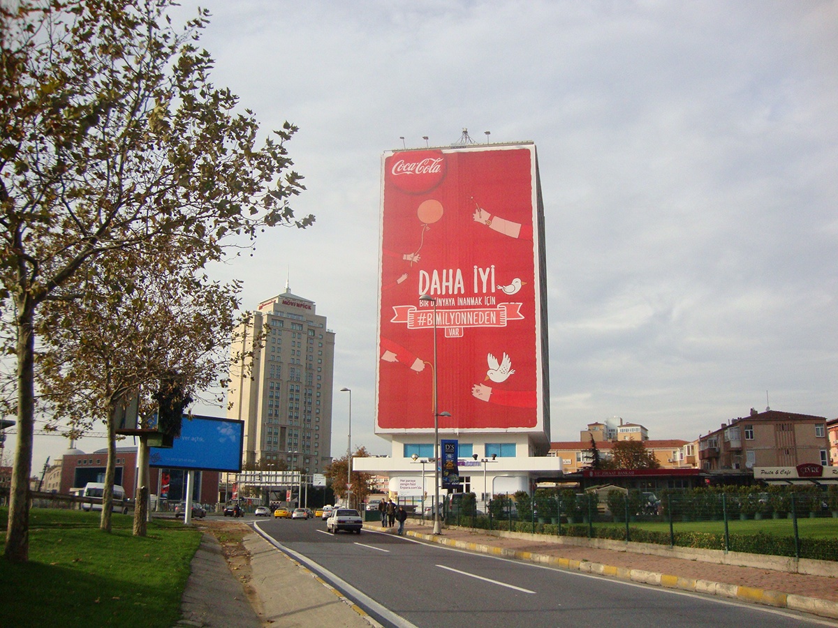 istanbul Coca-Cola new year happiness bimilyonneden