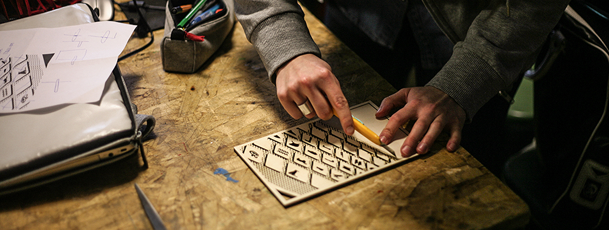 letterpress Lasercut torino Workshop stampa Printing tipografia artigianato digitale archivio tipografico techlab Chieri gaburiele letter press DIY