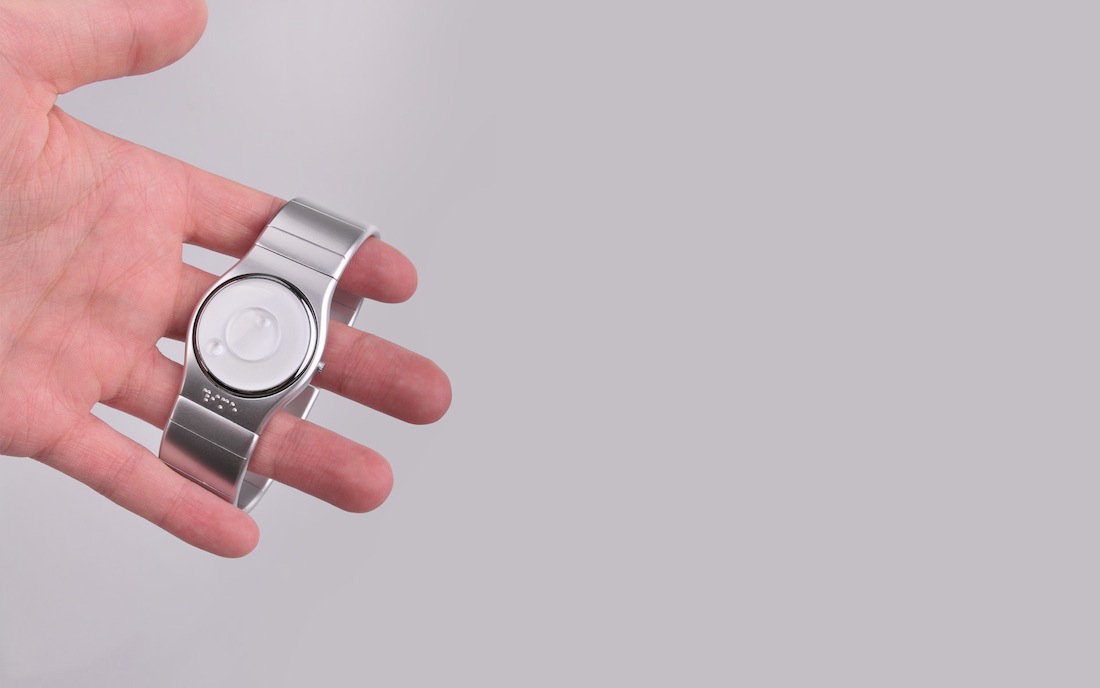 blind watch tactil touch industrial design  product design  design handicaped