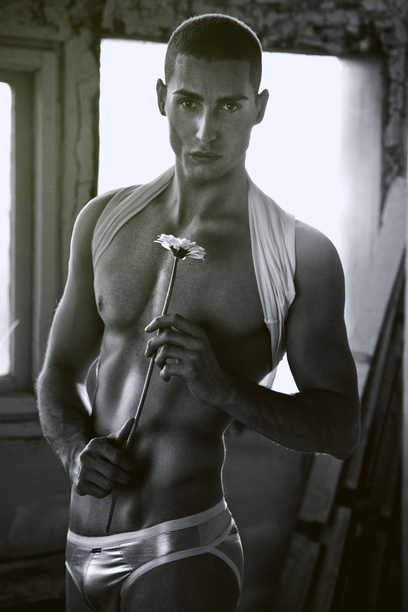 model malemodel delicate buzz cut editorial man masculine abs muscle polish poland warsaw underwear voncoda