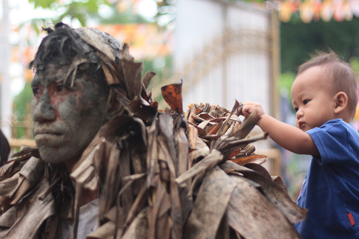 mud festival philippines Travel festival taong putik filipino