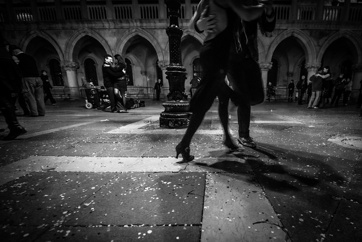 tango street-photography DANCE   bw