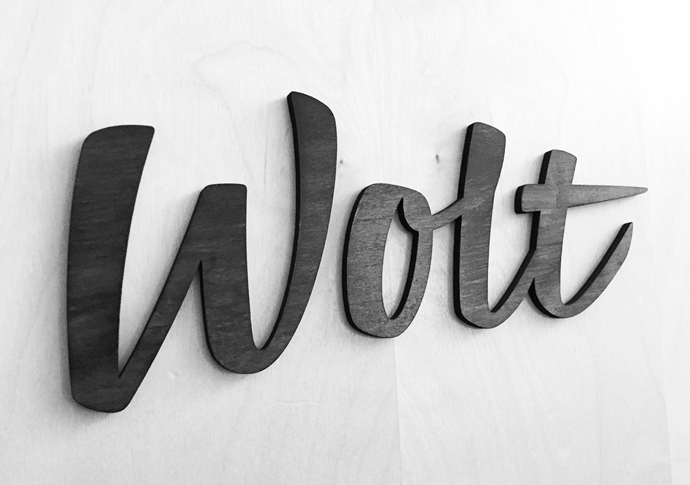 Wolt app lettering logo vector bezier