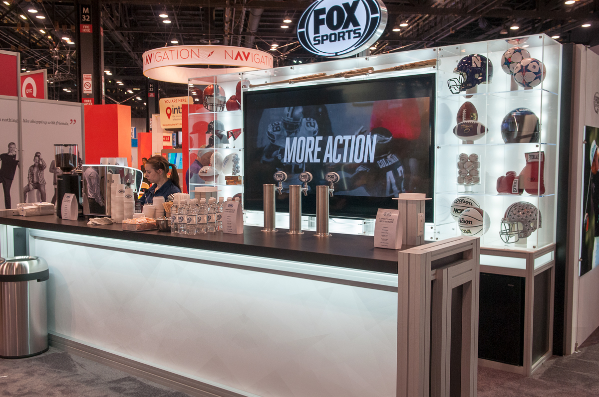 branding  tv Foxnetworks design ArtDirection Entertainment FOX outofhome
