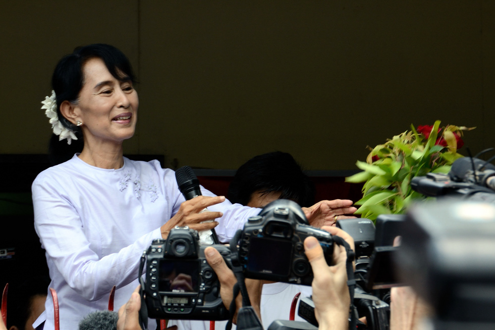 burma myanmar aung san suu Kyi nld revolution DEMOCRATIC buddhism Mysticism asia south East démocratie