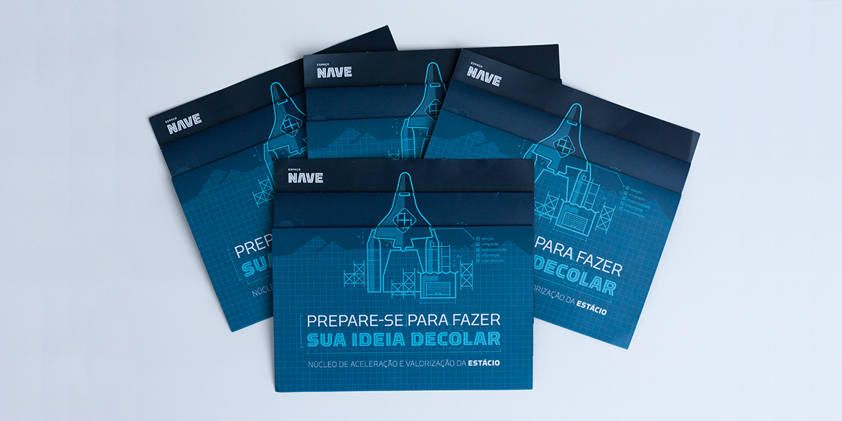 Adobe Portfolio nave Startup astronaut Estácio de Sá Brazil Rio de Janeiro espaço astronaura space ship accelerator innovation bootcamp digital communication brochure