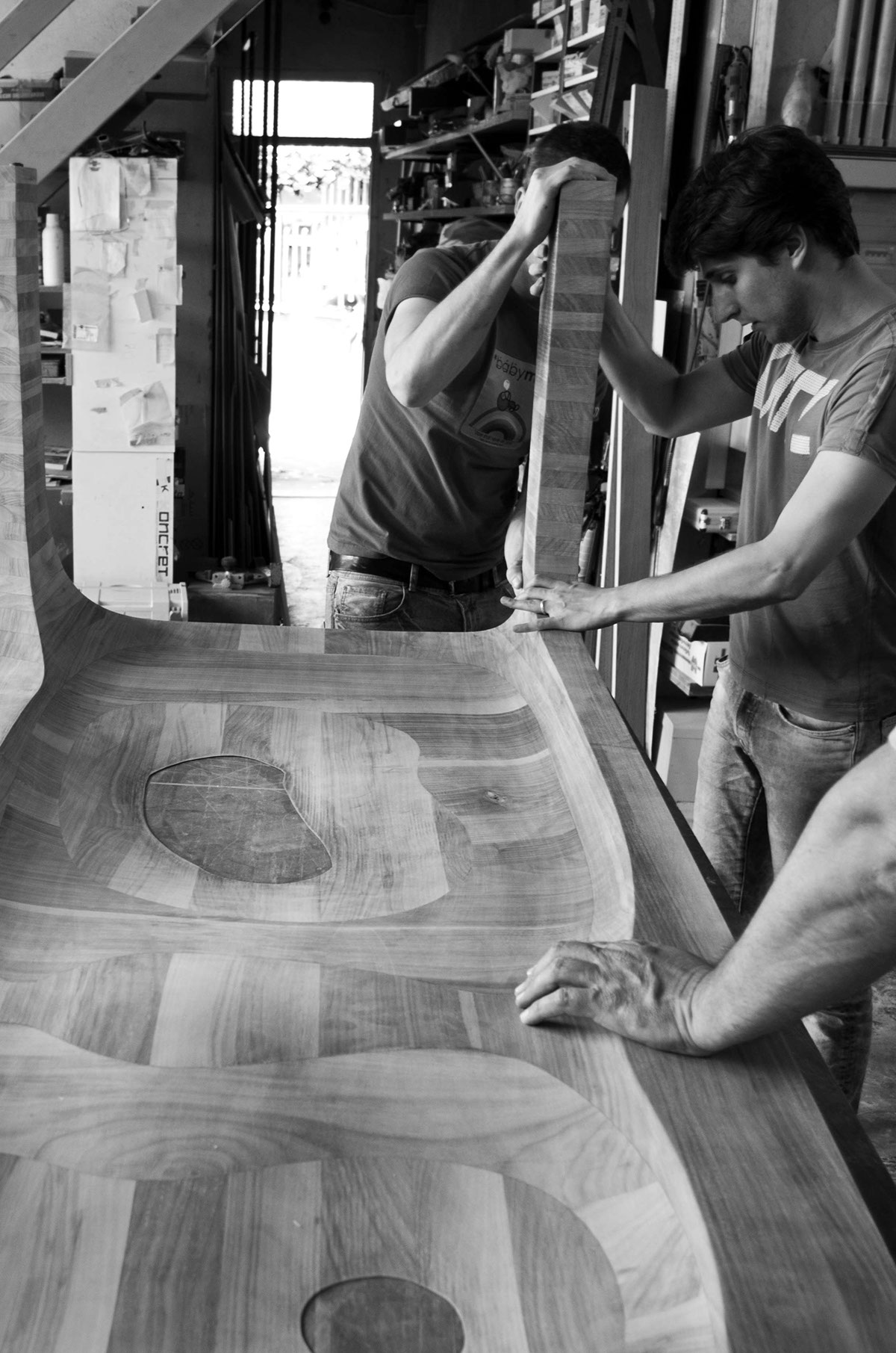 Kuart Atelier designer corian Betacryl  bts table design furniture wood american walnut walnut luxury