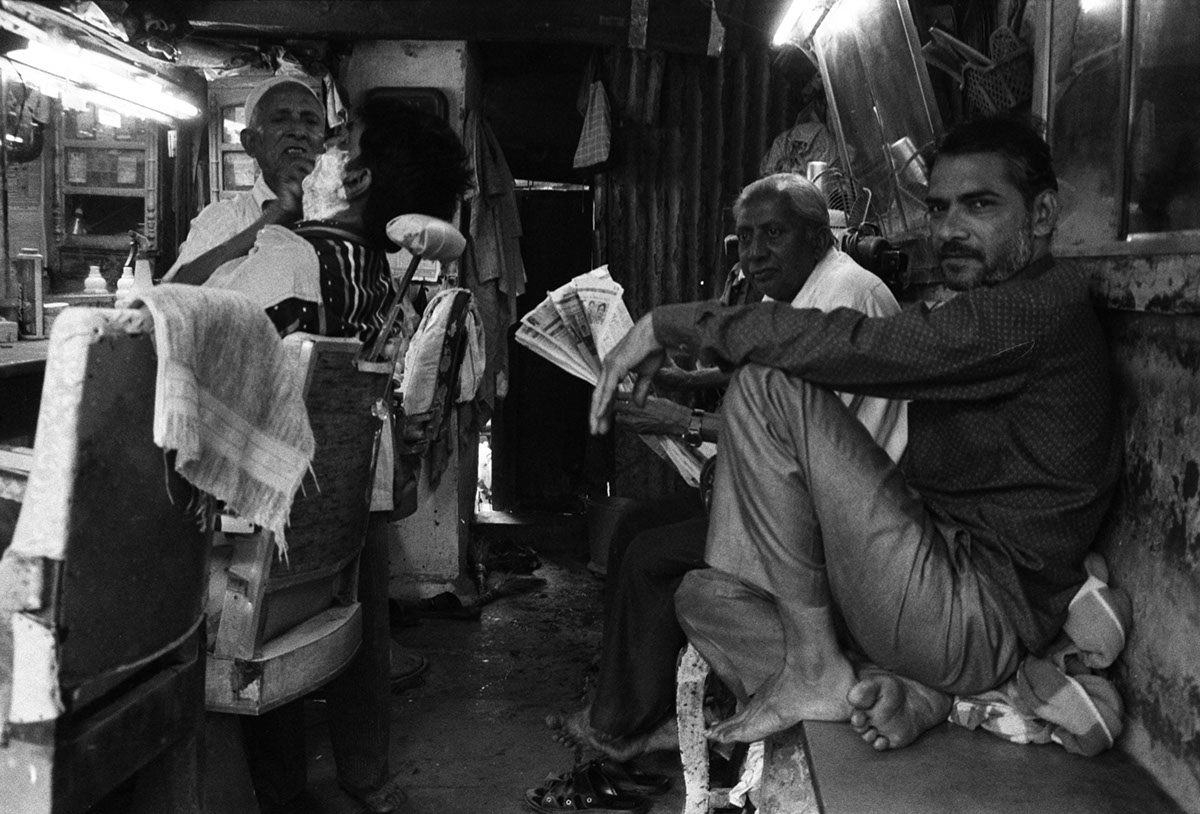 Documentary  ahmedabad salon portraits still life Space  black and white 35mm Film Camera analog camera