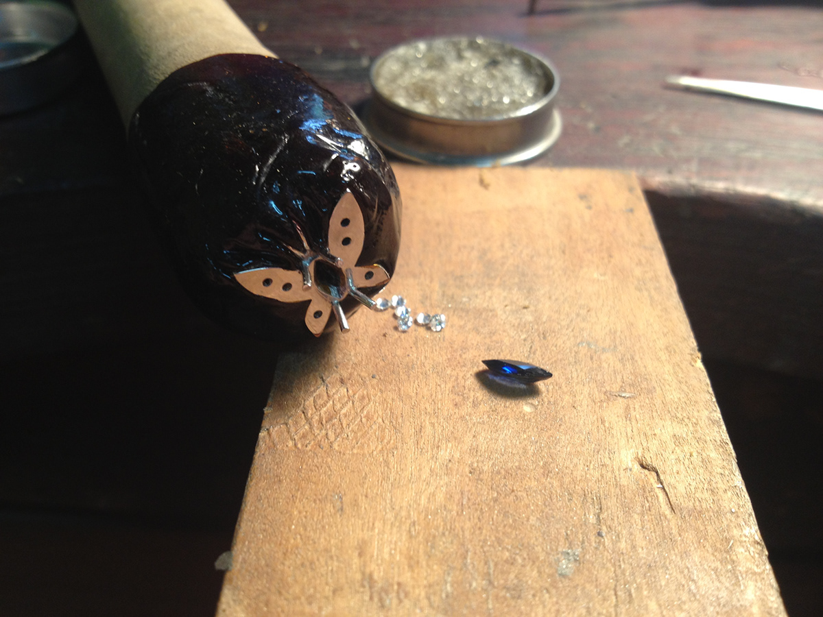 butterfly diamond  silver paladium borboleta Bartl handmade blue Necklace