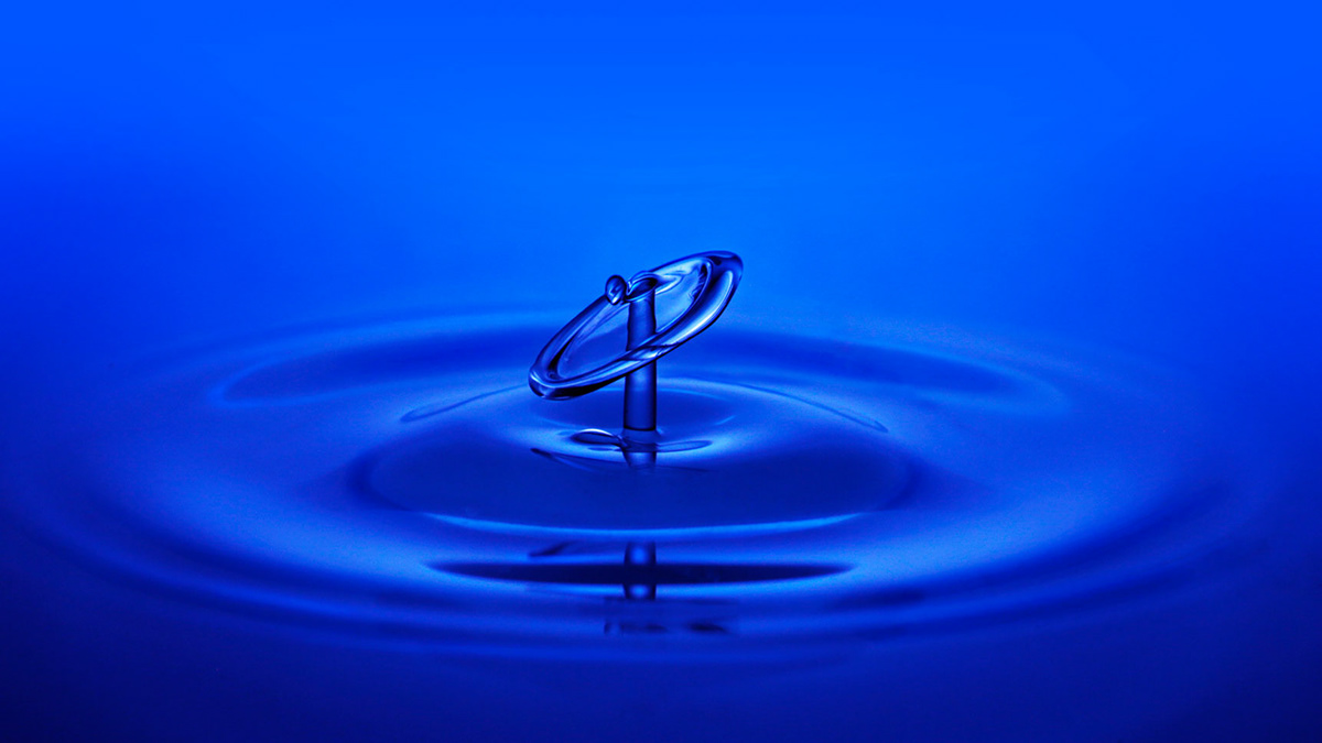 crown Electronics green ripple splash water blue