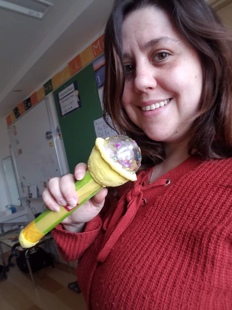 DIY microphone for kids speak more in my ESL class and understand the play hole of question-answer