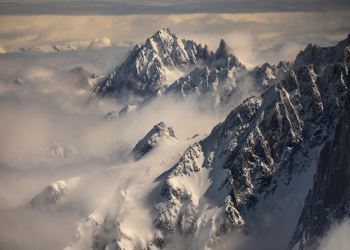 alps aiguille france mountains top Avalanche color man kruk aiguilledumidi