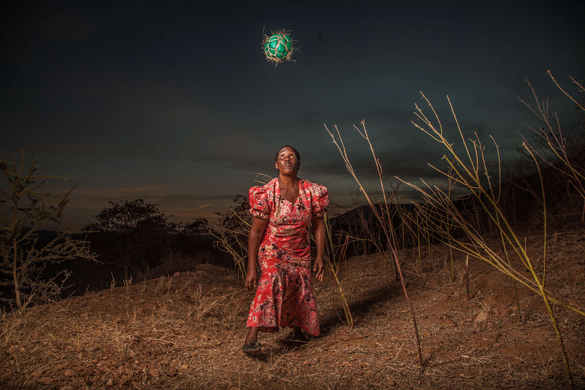 Kenyan atmosphere in the pictures of Kabut Kago Kenyan atmosphere in the pictures of Kabut Kago