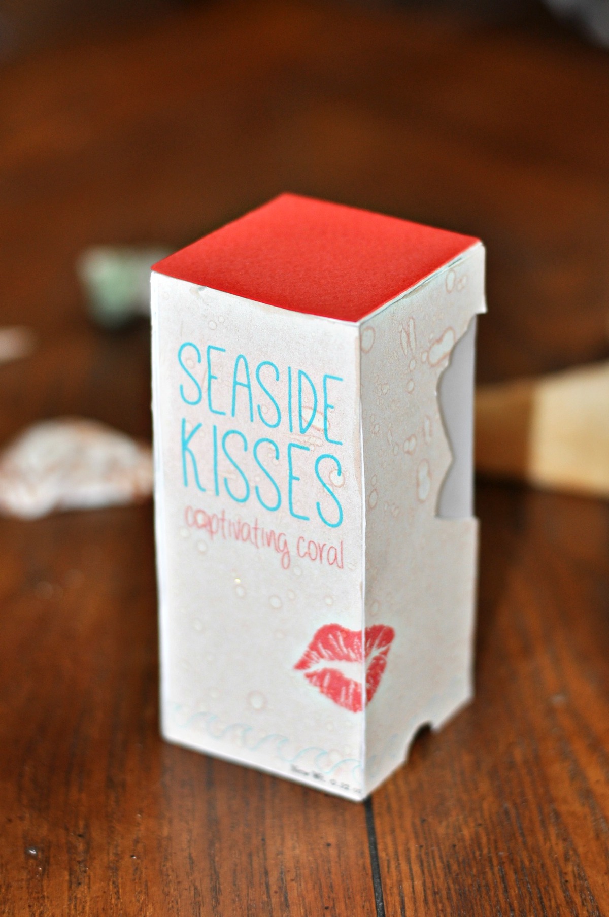 package lipstick sea kiss sparkle makeup cosmetics cosmeticspackaging coral blue red design