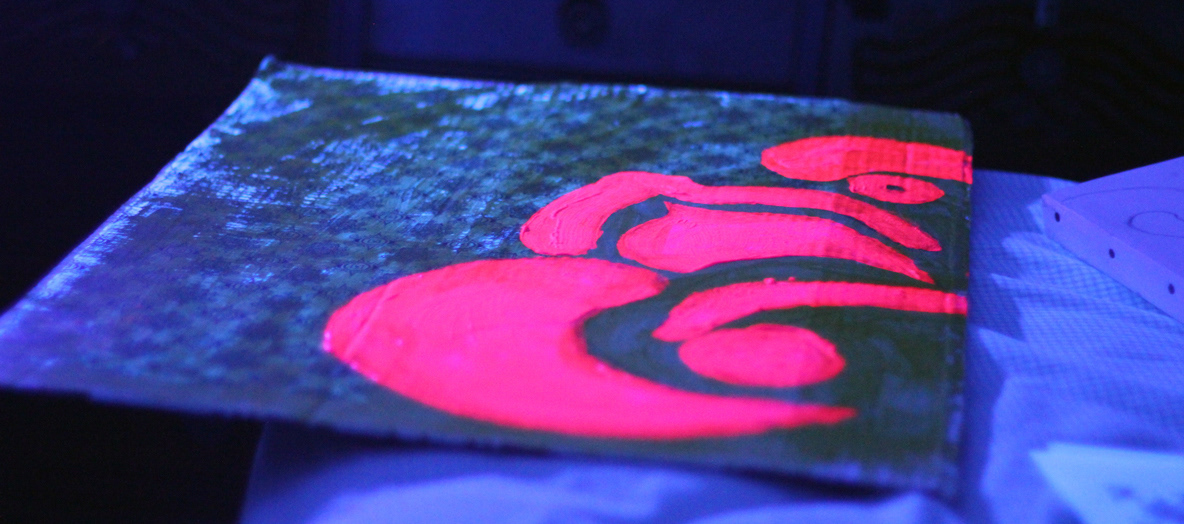 stencil  spray paint Detail Drawing pen and ink black lights child video time lapse