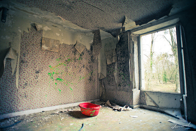 urbex Urban orphanhood decayed abandonned photo photograph Nikon 5D mk2 lens Canon