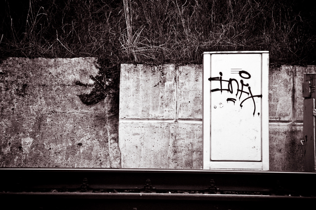 Graffiti black and white sochi streets tags pieces