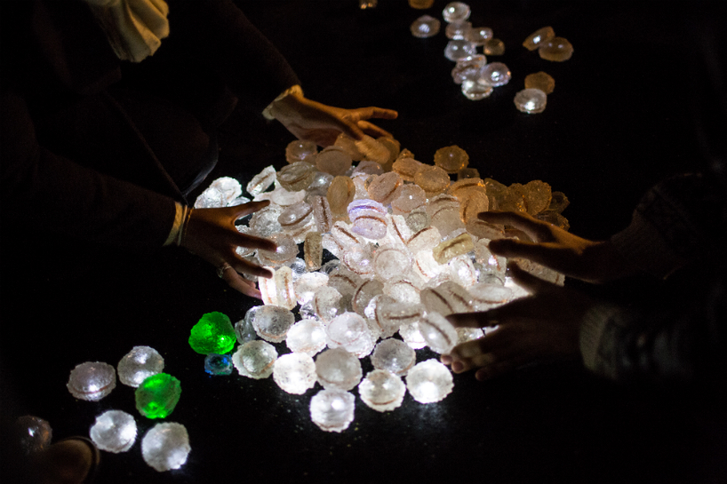 crystal  studio roosegaarde sharing swarovsky LED art interactive art  digital design  daan roosegaarde