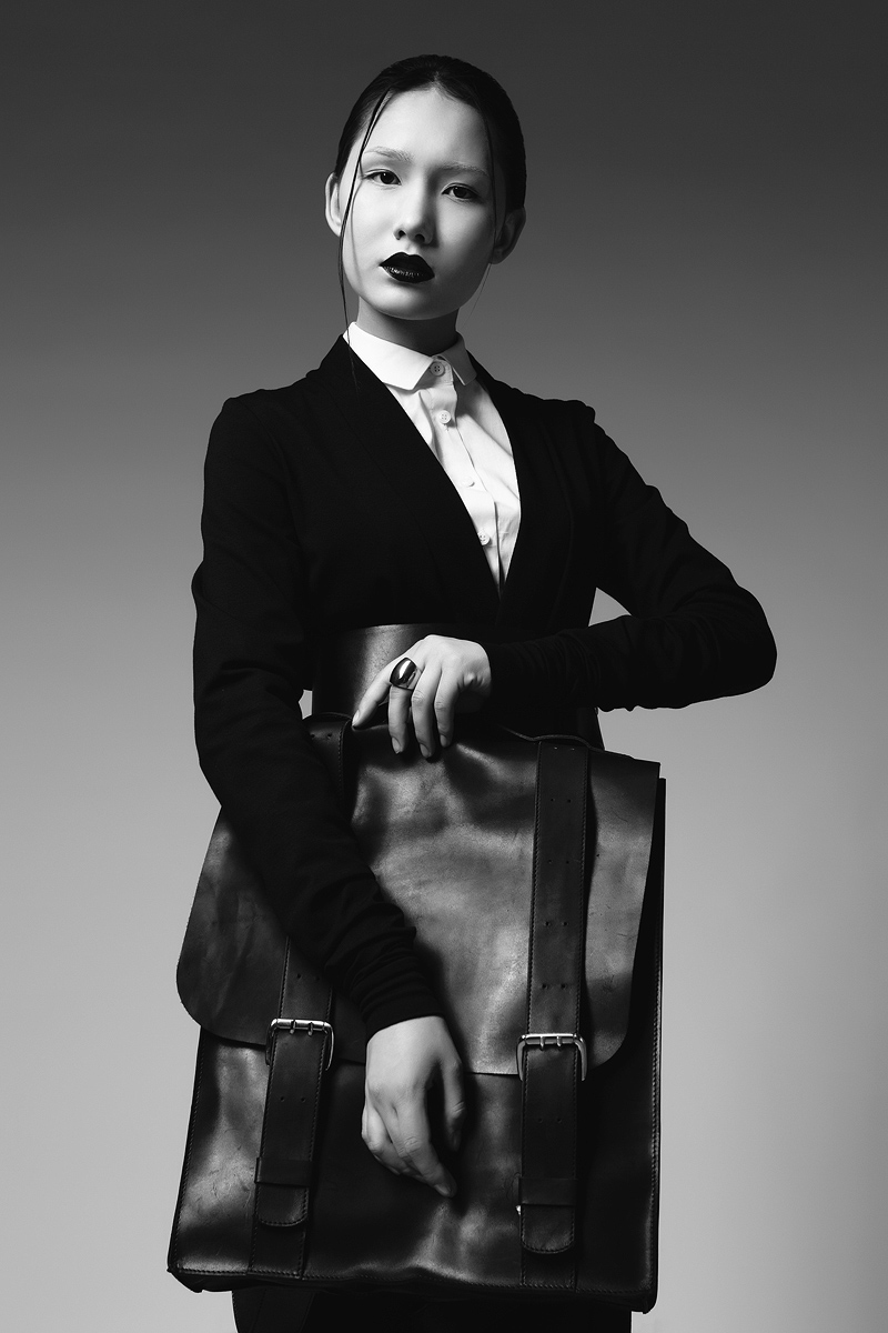 model woman studio black and white Minimalism china east traditions modern Ethnic leather