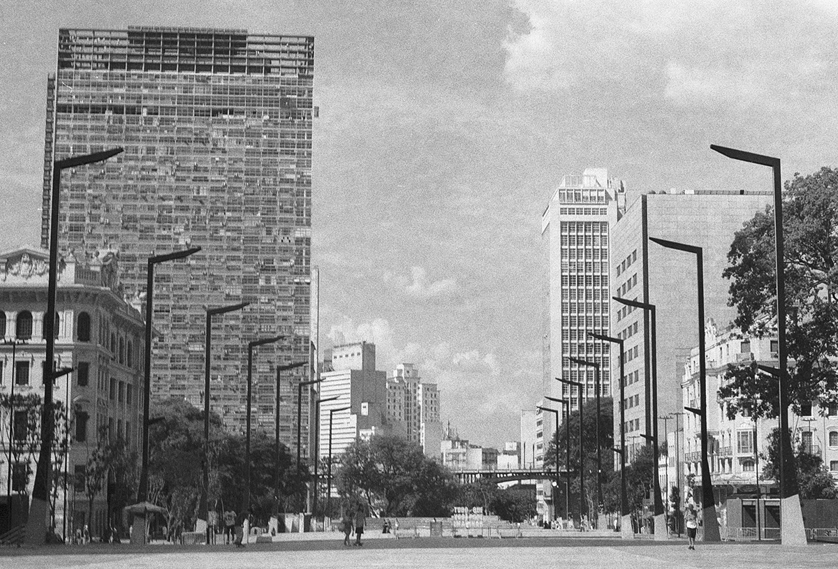 35mm analog architecture black and white film photography photographer Photography  portrait são paulo street photography