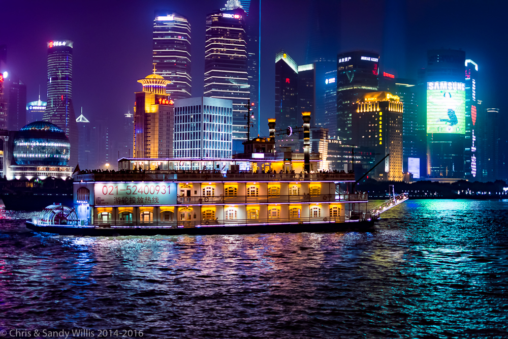 shanghai pudong Puxi Huangpu   ships Orient Pearl